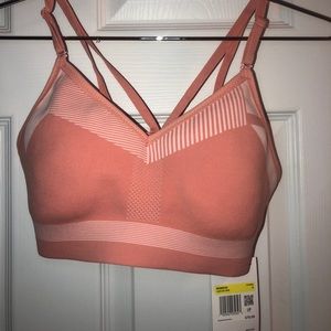 NEVER WORN Nike sports bra top